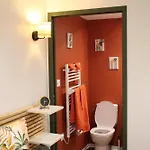 Chez Laetitia Proche Du Puy Couette-café